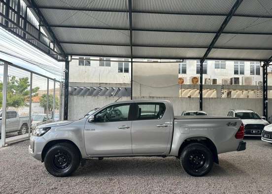 TOYOTA-HILUX-2.8 D-4D TURBO DIESEL CD POWER PACK 4X4 MANUAL TOYOTA-HILUX-2021