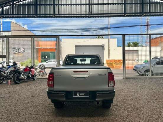 TOYOTA-HILUX-2.8 D-4D TURBO DIESEL CD POWER PACK 4X4 MANUAL TOYOTA-HILUX-2021