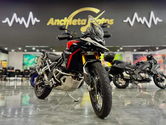 TRIUMPH TIGER 900 RALLY PRO 