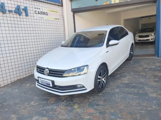 VOLKSWAGEN JETTA 1.4 16V TSI COMFORTLINE GASOLINA 4P TIPTRONIC