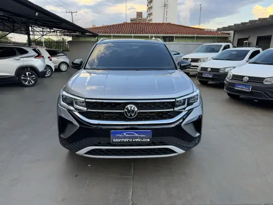VOLKSWAGEN TAOS 1.4 250 TSI TOTAL FLEX HIGHLINE AUTOMÁTICO