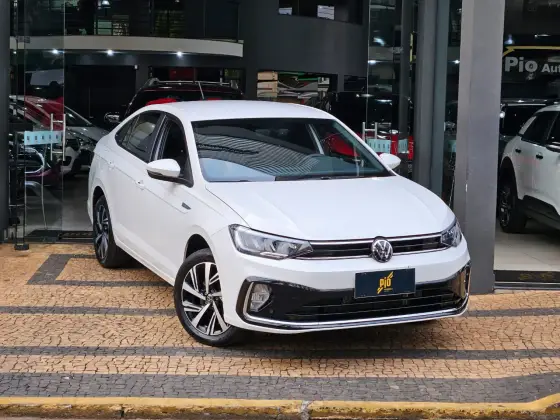 VOLKSWAGEN VIRTUS 1.0 200 TSI HIGHLINE AUTOMÁTICO