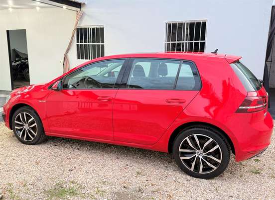 VOLKSWAGEN-GOLF-1.4 TSI HIGHLINE 16V GASOLINA 4P AUTOMÁTICO VOLKSWAGEN-GOLF-2014