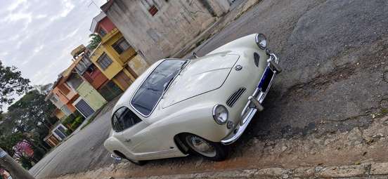 VOLKSWAGEN-KARMANN-GHIA-1969