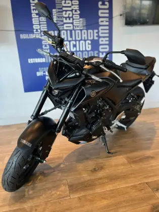 YAMAHA MT-03 CONNECTED ABS 