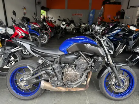 YAMAHA MT-07 ABS YAMAHA MT-07 ABS