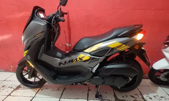 YAMAHA NMAX CONNECTED 160 SE ABS 