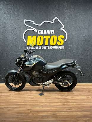 YAMAHA-FZ15 FAZER CONNECTED ABS-2025