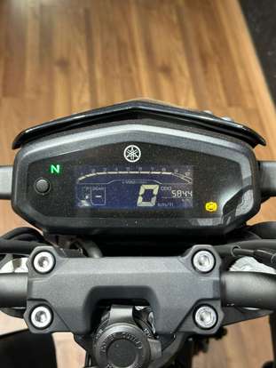 YAMAHA-FZ15 FAZER CONNECTED ABS-2025