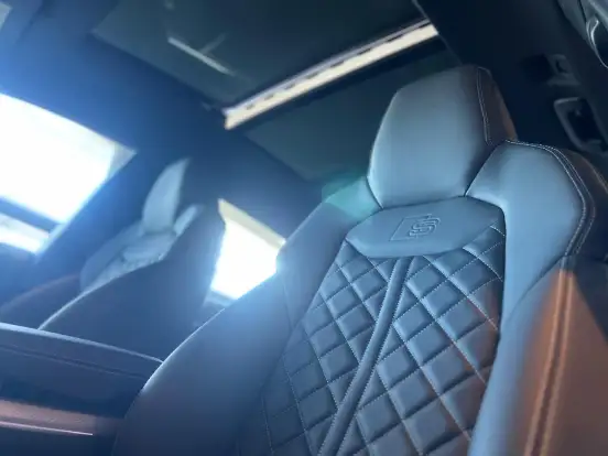 AUDI-Q8-2025