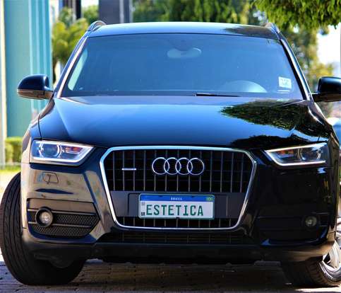 AUDI-Q3-2013