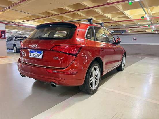 AUDI-Q5-2015