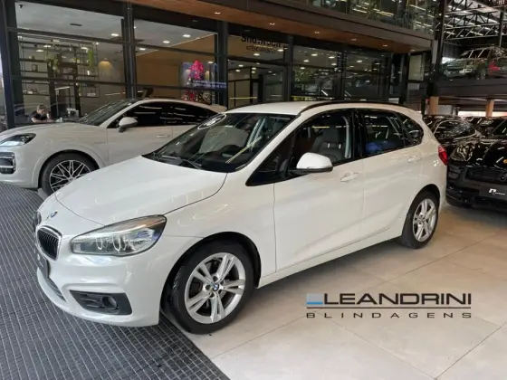 BMW 220i 2.0 CAT GP 16V TURBO ACTIVEFLEX 4P AUTOMÁTICO