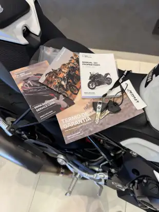 BMW-S 1000 RR-2024