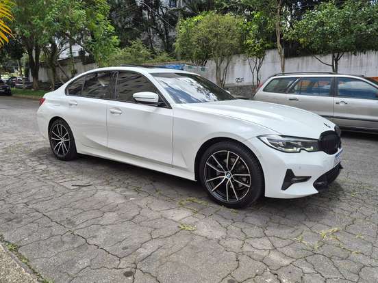 BMW-320i-2.0 16V TURBO GASOLINA SPORT GP AUTOMÁTICO BMW-320i-2020