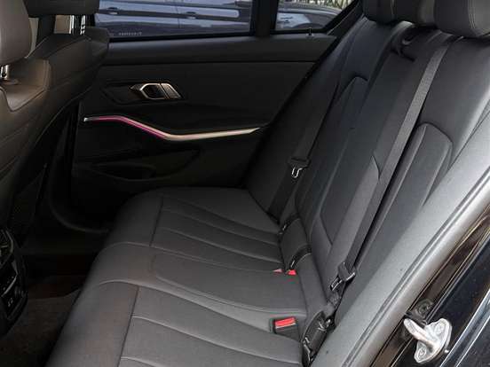 BMW-330i-2.0 16V TURBO GASOLINA SPORT AUTOMÁTICO BMW-330i-2019