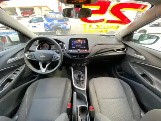 CHEVROLET-ONIX-2024