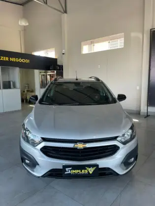 CHEVROLET ONIX 1.4 MPFI ACTIV 8V FLEX 4P AUTOMÁTICO