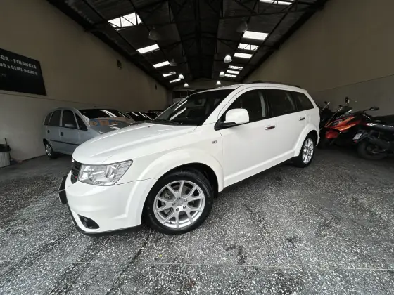 DODGE JOURNEY 3.6 RT V6 GASOLINA 4P AUTOMÁTICO