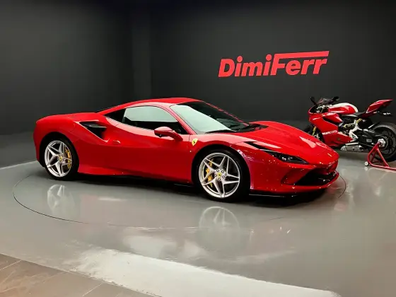 FERRARI F8 TRIBUTO 3.9 V8 TURBO GASOLINA F1-DCT