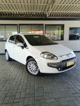 FIAT PUNTO 1.6 ESSENCE 16V FLEX 4P AUTOMATIZADO