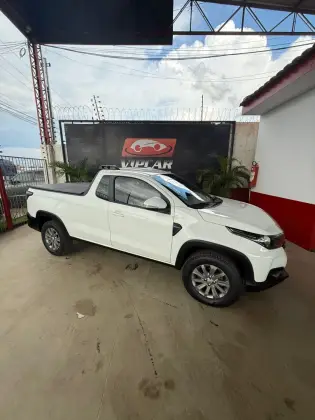 FIAT STRADA 1.3 FIREFLY FLEX FREEDOM CS MANUAL FIAT STRADA 1.3 FIREFLY FLEX FREEDOM CS MANUAL