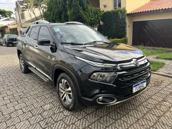 FIAT TORO 2.0 16V TURBO DIESEL VOLCANO 4WD AT9