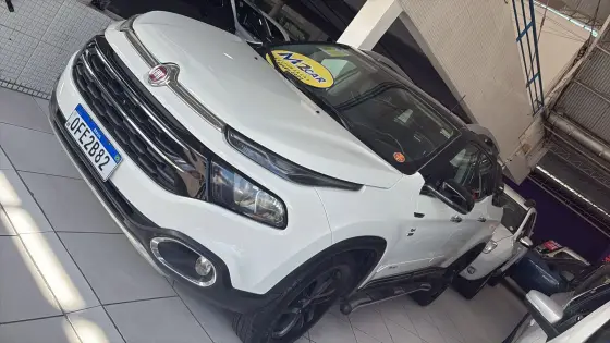 FIAT TORO 2.0 16V TURBO DIESEL VOLCANO 4WD AT9