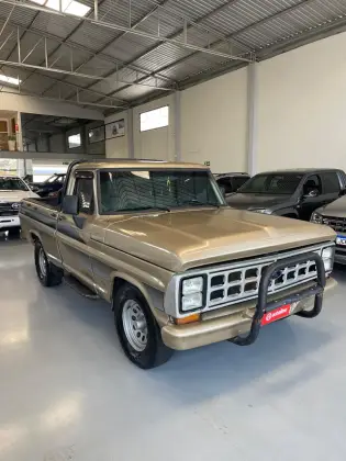 FORD F-1000 3.9 SUPER SÉRIE 4X2 CS 8V TURBO DIESEL 2P MANUAL
