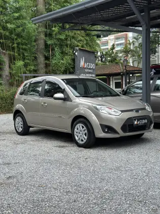FORD FIESTA 1.0 ROCAM HATCH 8V FLEX 4P MANUAL