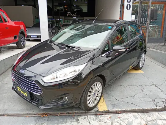 FORD FIESTA 1.6 TITANIUM HATCH 16V FLEX 4P POWERSHIFT