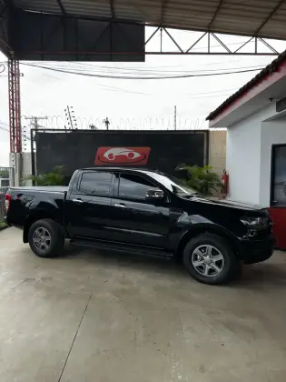 FORD RANGER 2.2 XLS 4X4 CD 16V DIESEL 4P AUTOMÁTICO