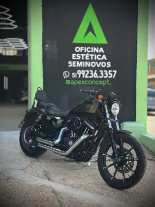 HARLEY-DAVIDSON SPORTSTER IRON 883 