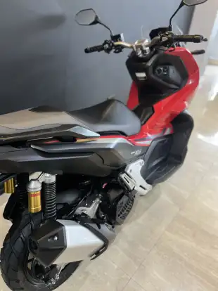 HONDA-ADV-2024