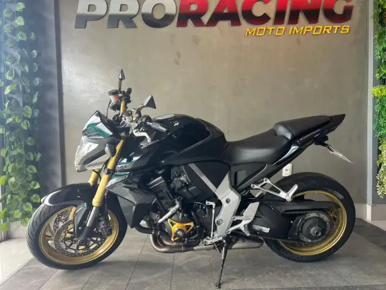 HONDA CB 1000R 