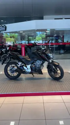 HONDA CB 300F TWISTER CBS 