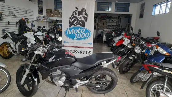 HONDA CB 300R 