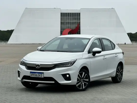 HONDA CITY 1.5 i-VTEC FLEX HATCH TOURING CVT