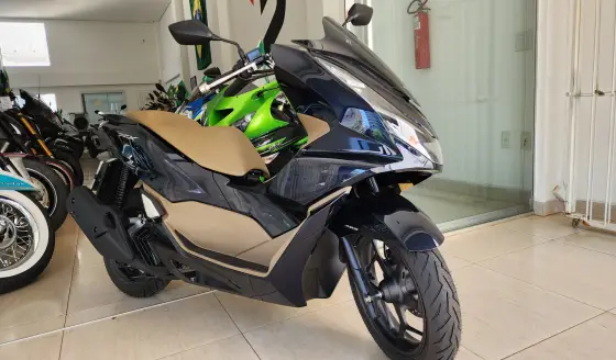 HONDA PCX 160 DLX 