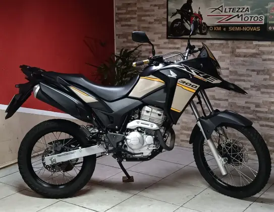 HONDA XRE 300 ADVENTURE HONDA XRE 300 ADVENTURE