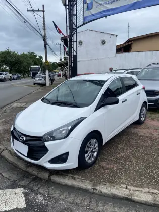 HYUNDAI HB20 1.0 COMFORT PLUS 12V FLEX 4P MANUAL HYUNDAI HB20 1.0 COMFORT PLUS 12V FLEX 4P MANUAL