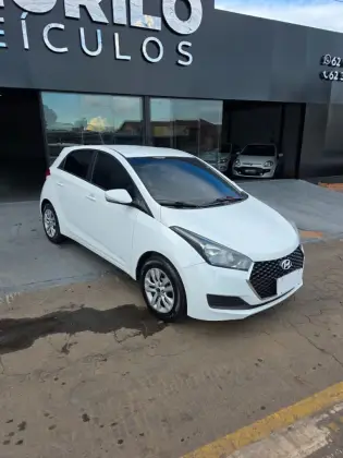 HYUNDAI HB20 1.6 COMFORT PLUS 16V FLEX 4P MANUAL