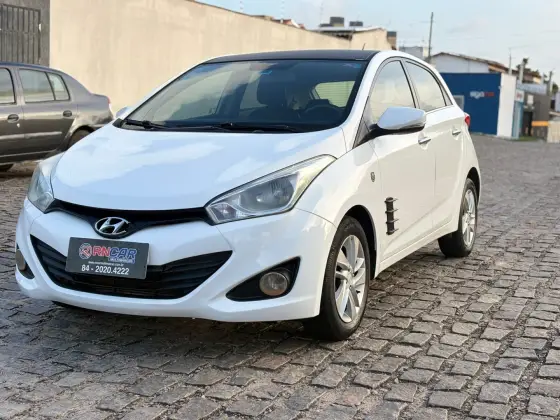 HYUNDAI HB20 1.6 PREMIUM 16V FLEX 4P AUTOMÁTICO