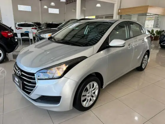 HYUNDAI HB20S 1.6 COMFORT PLUS 16V FLEX 4P MANUAL