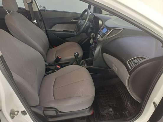 HYUNDAI-HB20S-1.6 PREMIUM 16V FLEX 4P MANUAL HYUNDAI-HB20S-2013