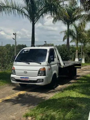 HYUNDAI HR 2.5 LONGO SEM CAÇAMBA 4X2 16V 130CV TURBO INTERCOOLER DIESEL 2P MANUAL