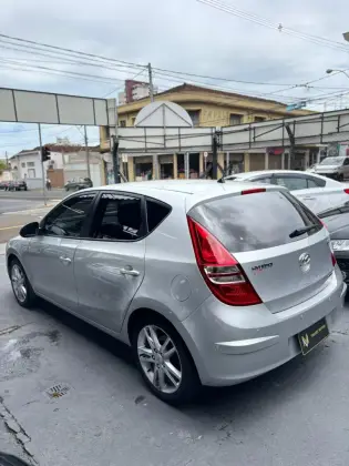 HYUNDAI I30 2.0 MPFI GLS 16V GASOLINA 4P AUTOMÁTICO