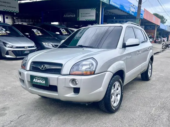 HYUNDAI TUCSON 2.0 MPFI GLS 16V 143CV 2WD FLEX 4P AUTOMÁTICO