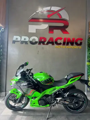 KAWASAKI NINJA 400 