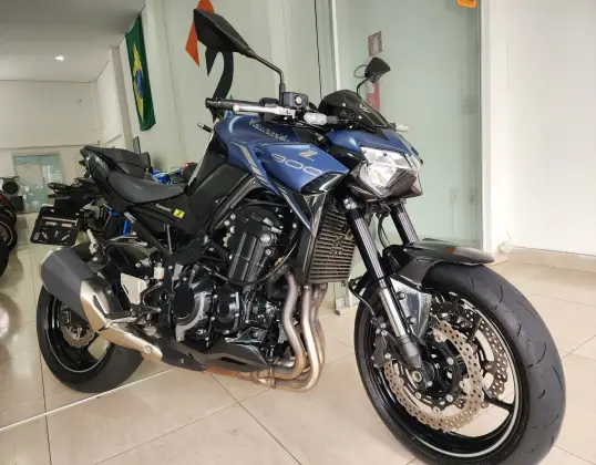 KAWASAKI Z900 